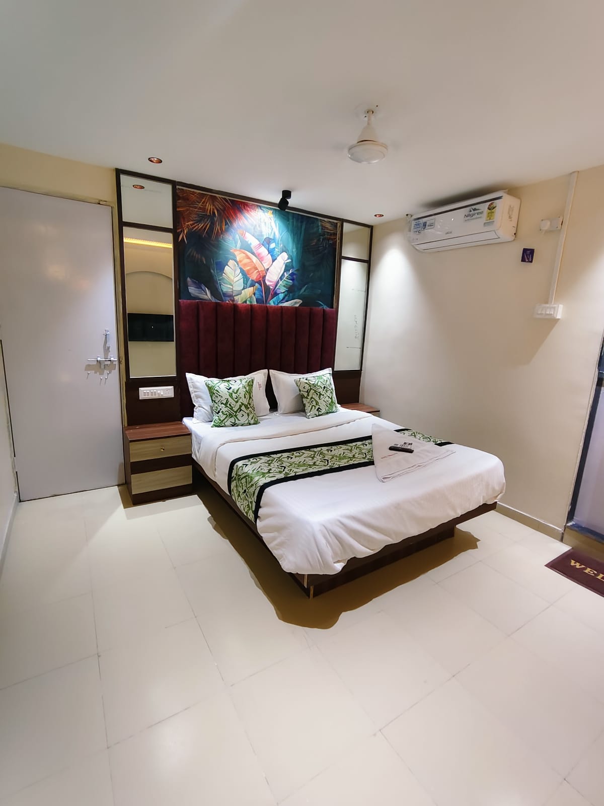 Hotel Gandharva Executive lobby